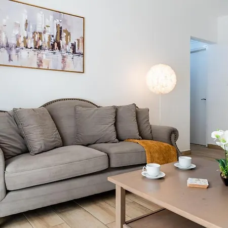 Levante - 2-br & Terrace In Apartament *