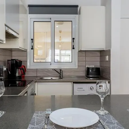 アパート Levante - 2-br & Terrace In *
